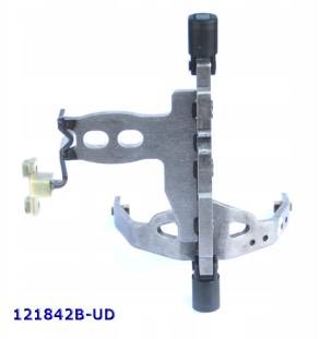 Вилка переключения 2-4 передач DCT450 121842B-UD (MISC PARTS)