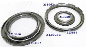 Комплект (5шт.) обрезиненных поршней 6T40 / 6T45 Piston Kit, 2008-Up с (PISTONS AND RETAINERS)