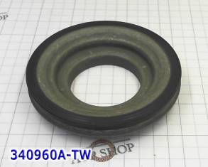 Поршень обрезиненный U140 / U150 Underdrive Clutch #1 с внутренним диа (PISTONS AND RETAINERS)