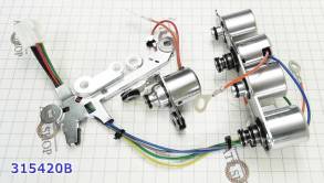 Блок Соленоидов из 4-х на площадке и 1-го отдельно с проводом заземлен (SOLENOID GROUPS)